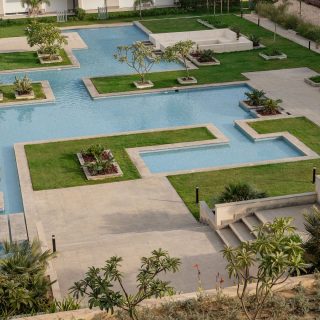 بأسعار مميزة شقق كمبوند ويست هيلز للبيع تشطيب كامل