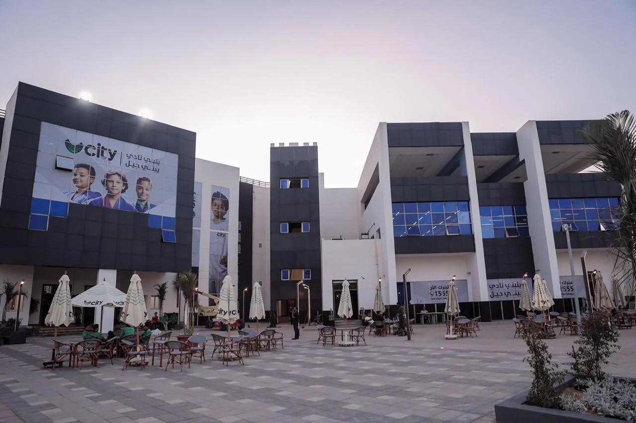 محل للبيع في مول سيتي كلوب 50متراً